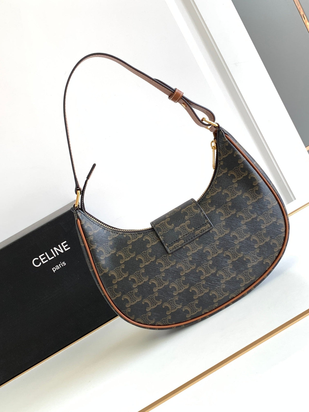 Calfskin Triomphe Shoulder Bag