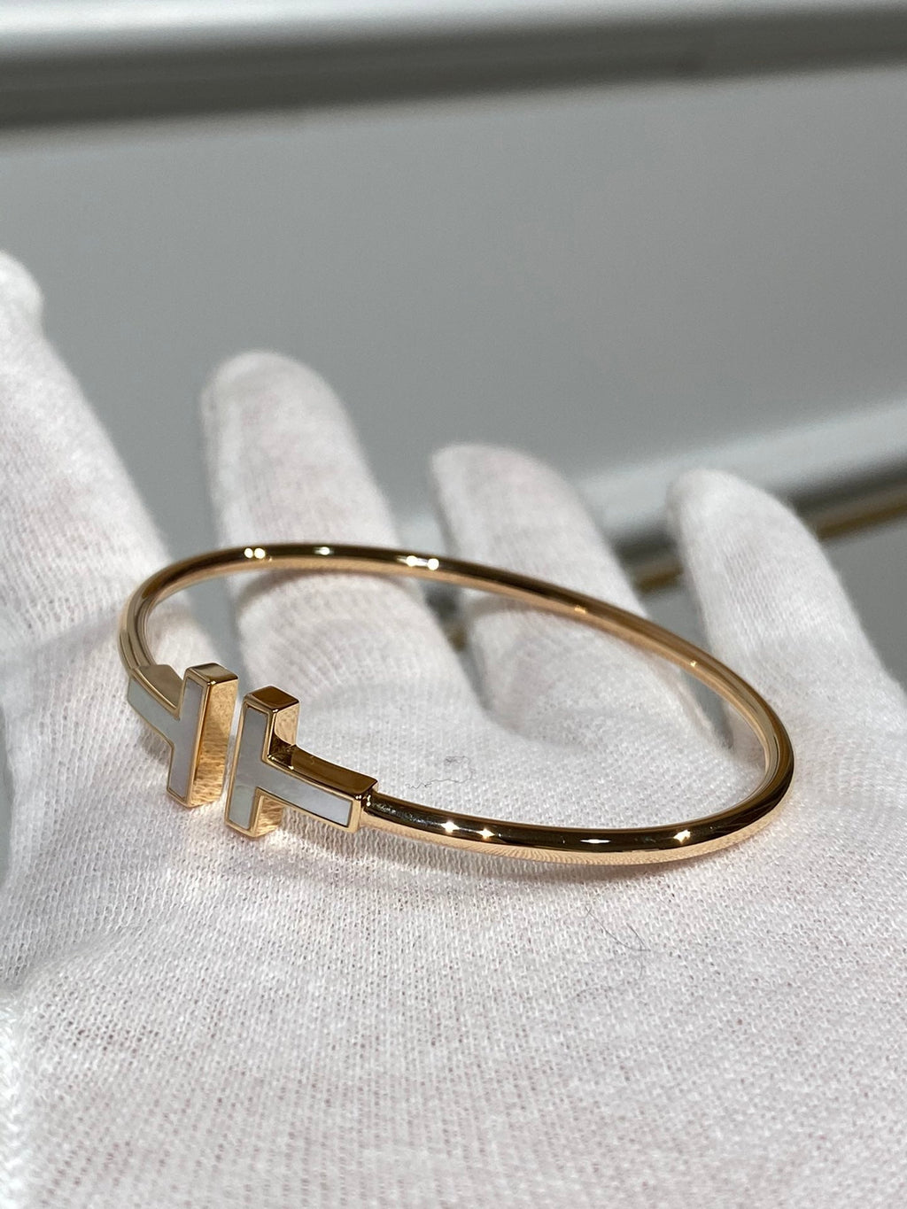 Doppel-T-Armband