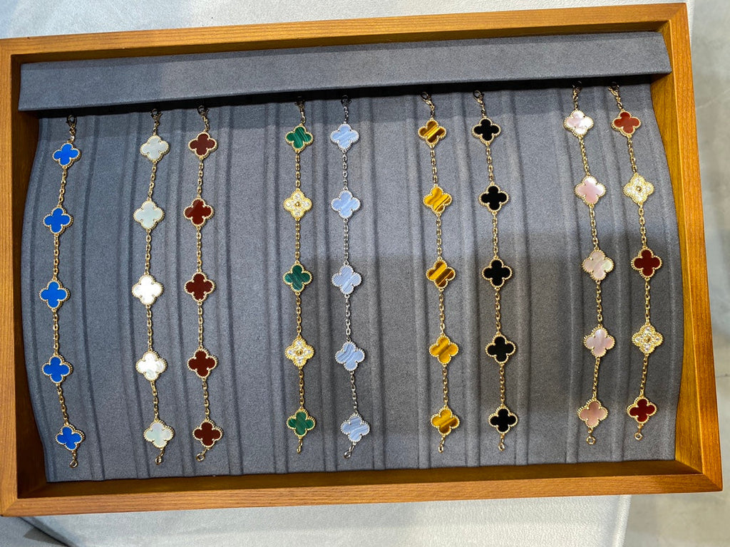 Pulsera de cinco colores