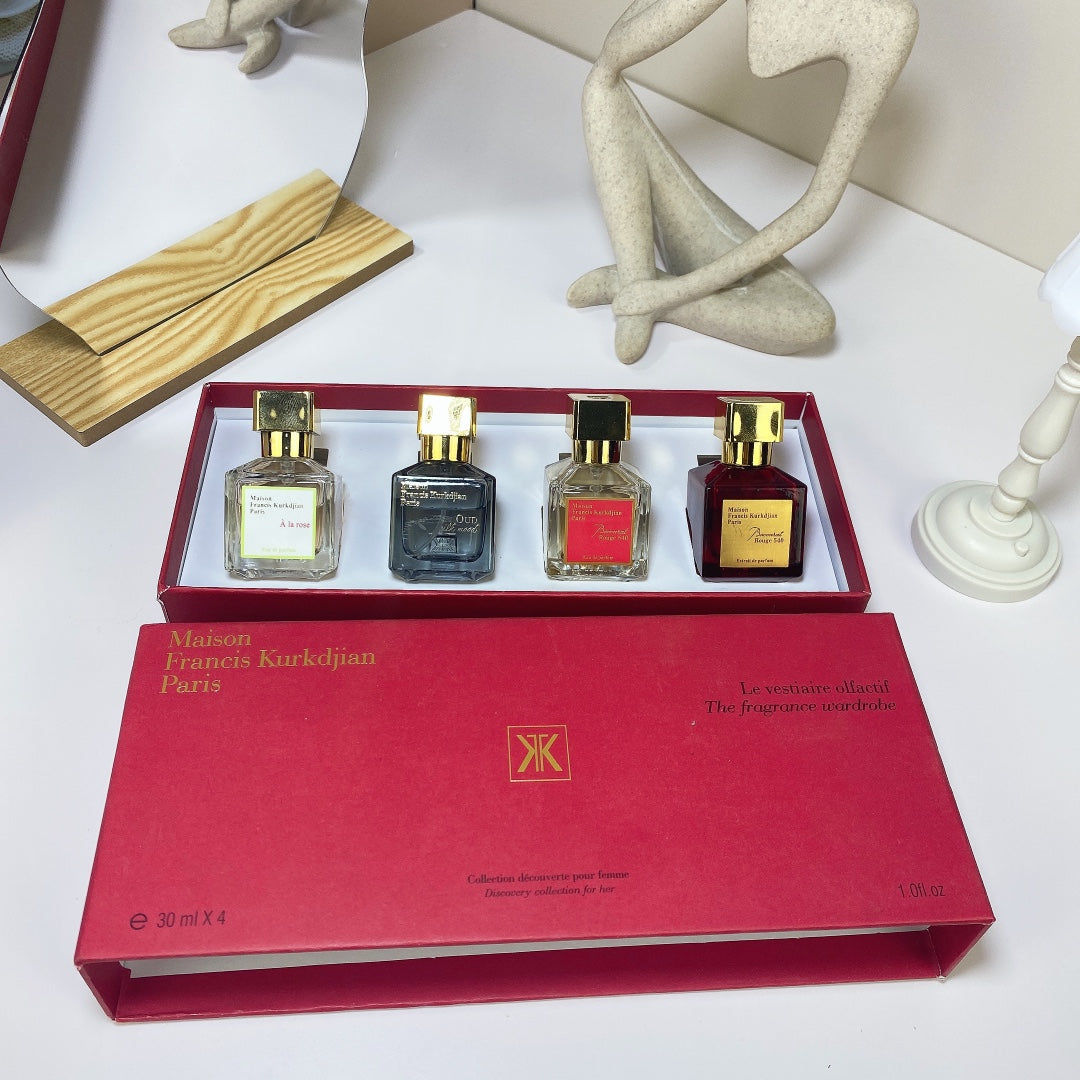 Set de Descubrimiento de Perfumes · 4 x 30 ml Spray