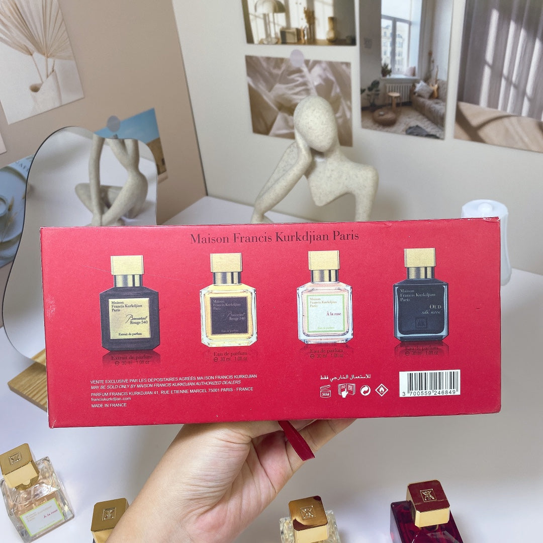 Set de Descubrimiento de Perfumes · 4 x 30 ml Spray