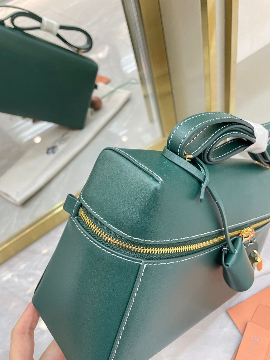 Saddle Loro Leather Bag