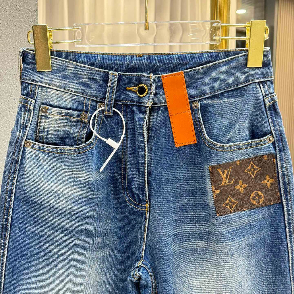 Straight Leg Jeans aus Denim mit Leder-Patch