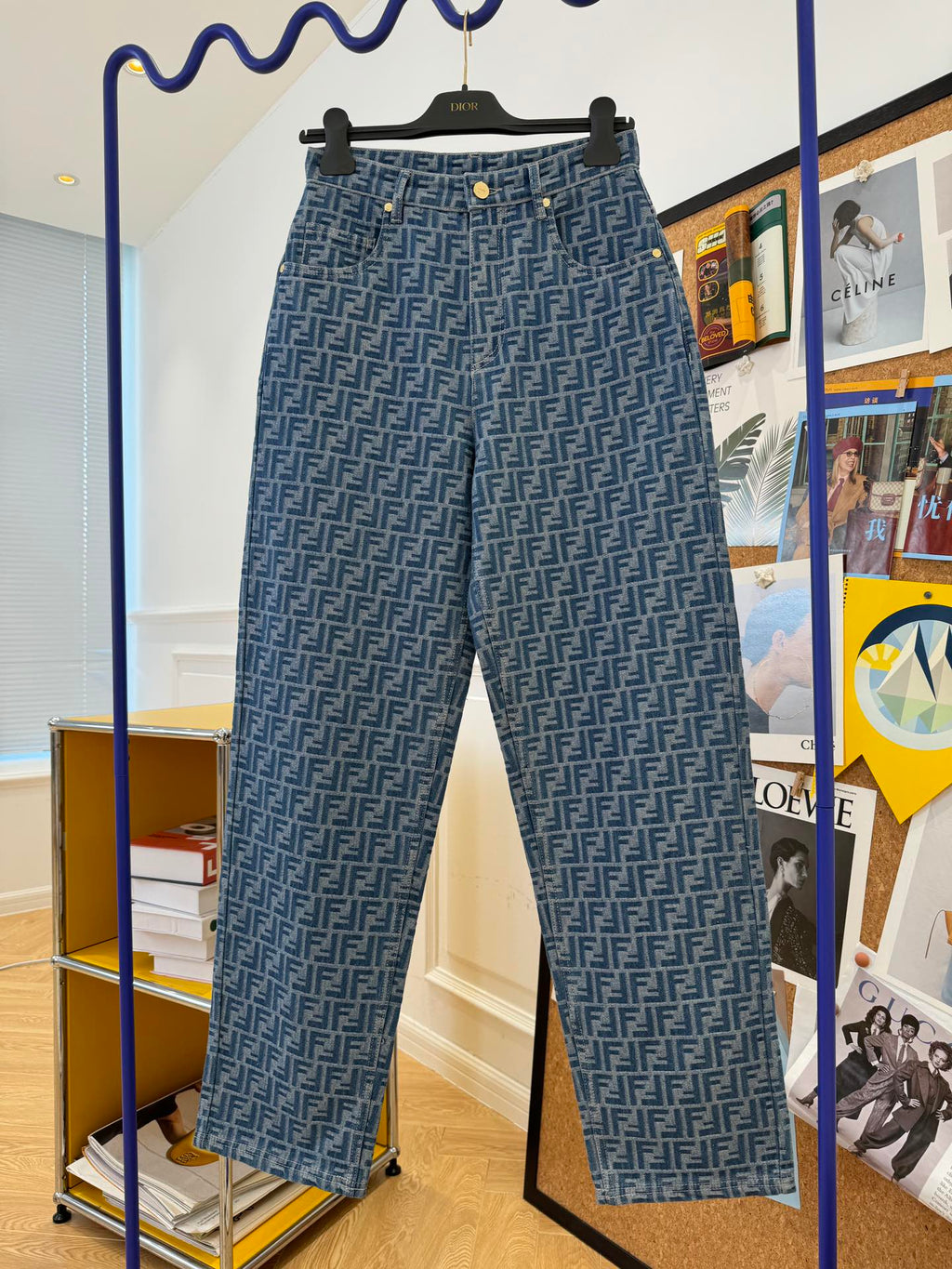 Monogramm-Muster Jeans